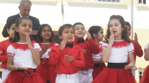 Mehmet Akif Ersoy İlkokulunda 2.Geleneksel Kutlu Doğum Programı