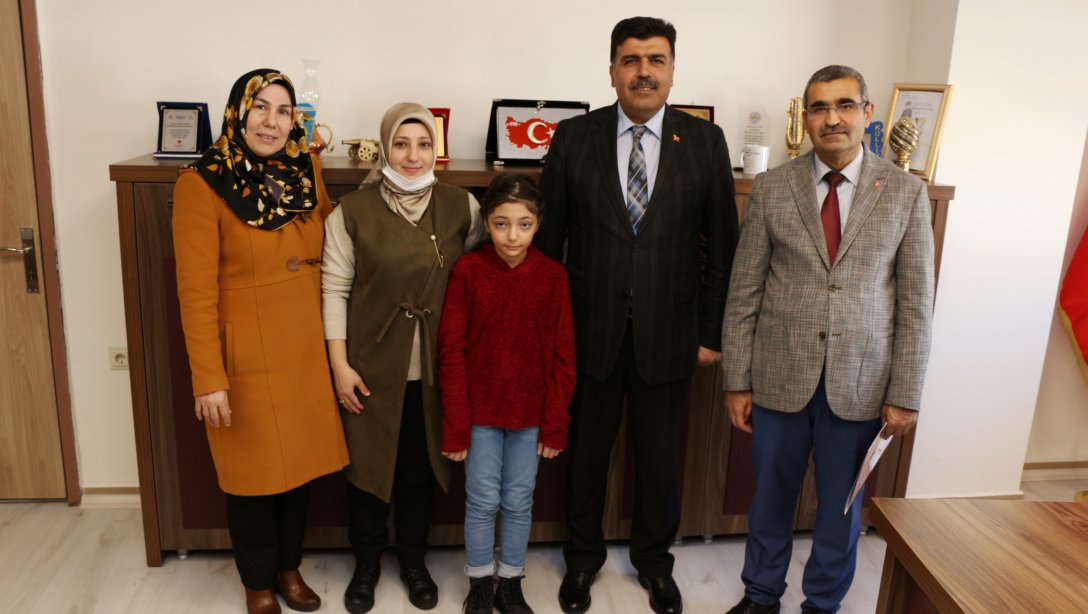 Resim Yarışmasında Türkiye 2'ncisi Olan Öğrencimizden Ziyaret